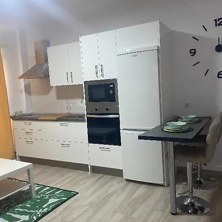 Apartamento Nelin شقة *